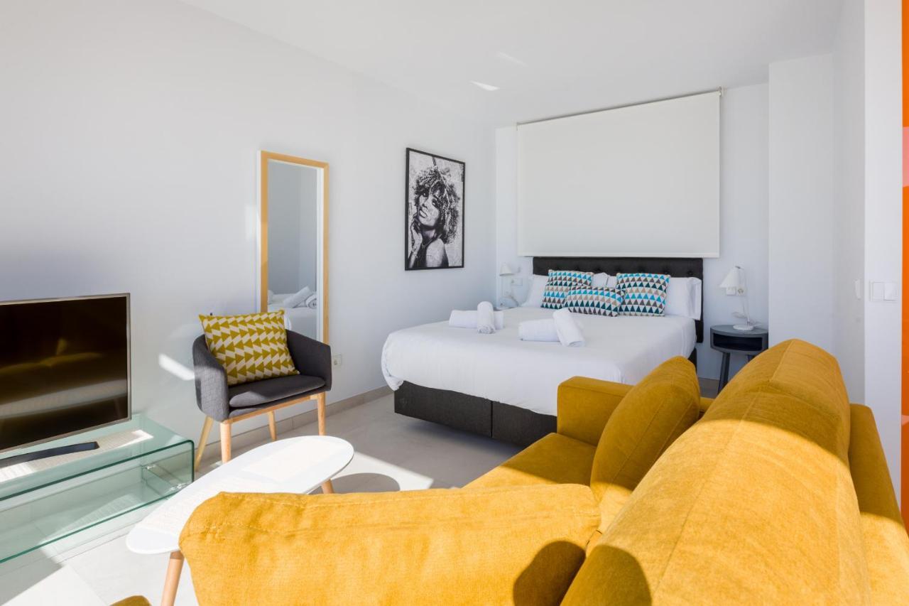 Seafront Boutique Calabeach Rincon De La Victoria Appartement *